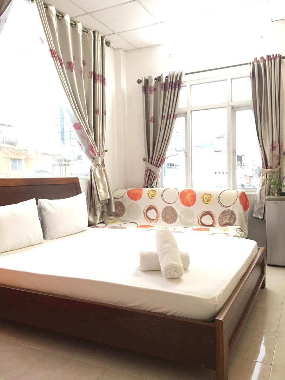 Thanhha Guesthouse At Bui Vien Walking Street Cidade de Ho Chi Minh Exterior foto